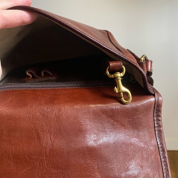 VTG Brahmin Leather Crossbody - Picture 9 of 16